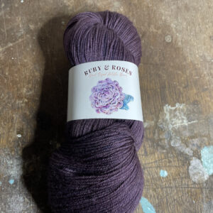 Ruby & Roses Soft Rose